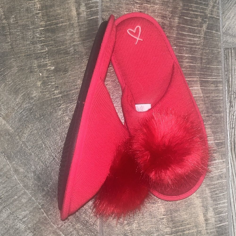 Vintage Nwot Victoria’s Secret slippers
